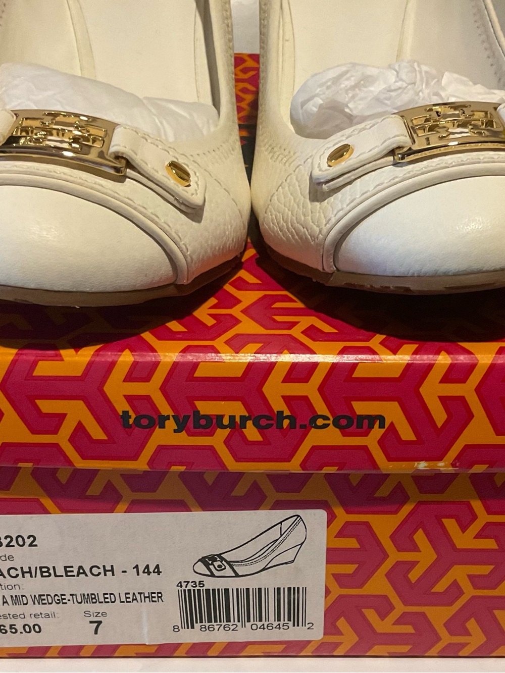 Tory Burch Cream Pebbled Leather Mid Wedge Flats with Gold Logo